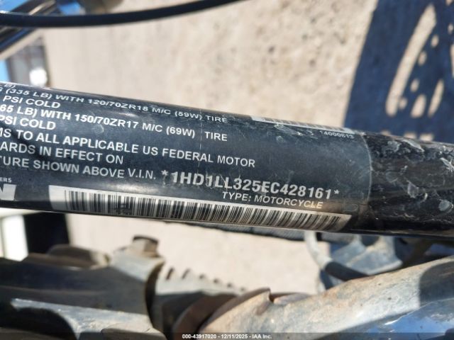 Harley-Davidson Xl1200 T Image 7