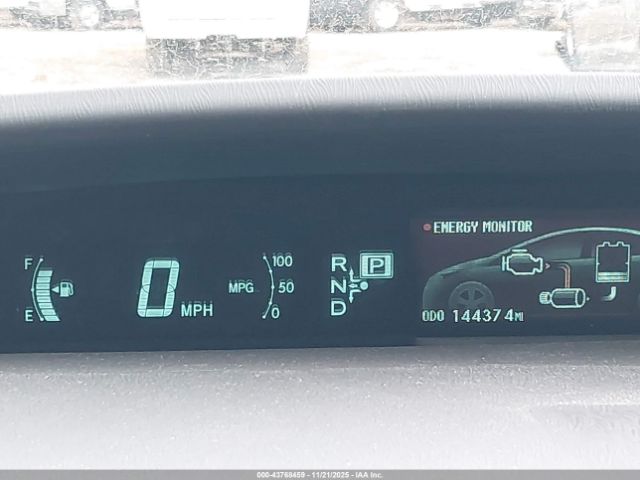 Toyota Prius Two Image 7