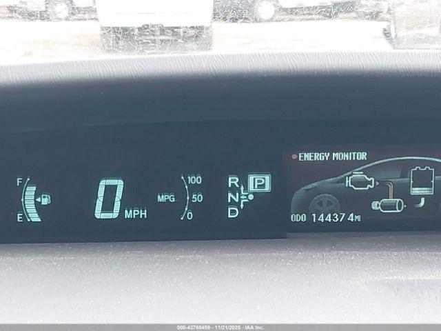 Toyota Prius Two Image 7