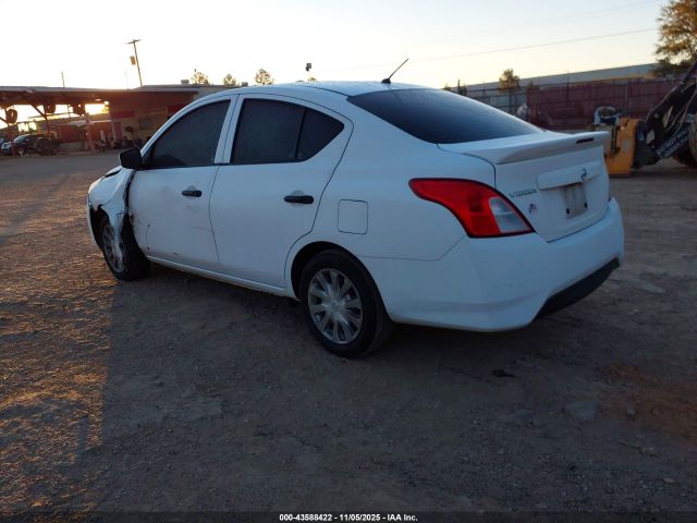 Nissan Versa 1.6 S+ Image 5