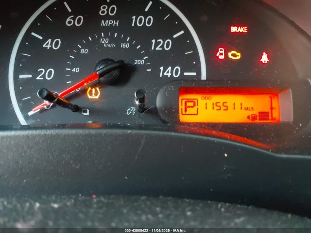 Nissan Versa 1.6 S+ Image 6