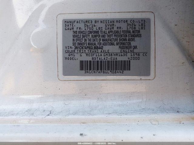 Nissan Versa 1.6 S+ Image 9