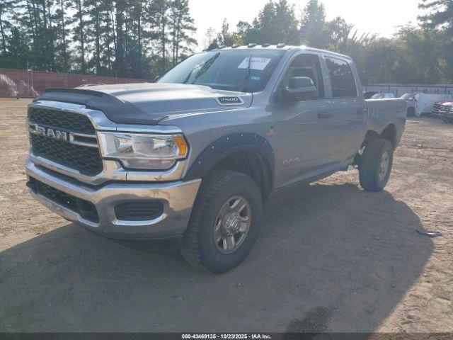 Ram 2500 Tradesman  4x4 6'4 Box Image 3