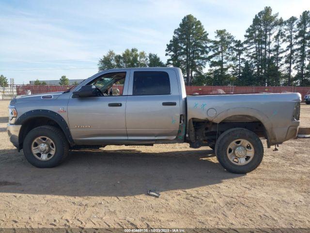 Ram 2500 Tradesman  4x4 6'4 Box Image 11