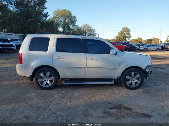 Honda Pilot Touring Image 16