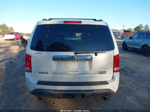 Honda Pilot Touring Image 3