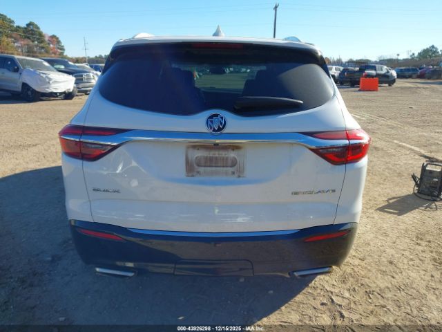 Buick Enclave Essence Image 17