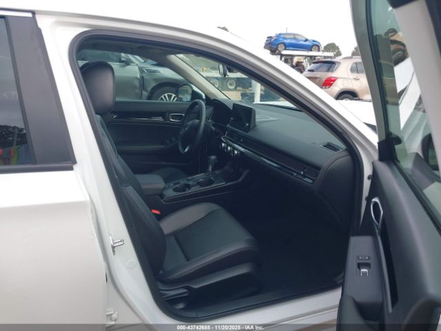 Honda Civic Image 11