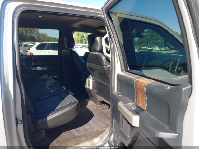 Ford F-150 Lariat Image 10