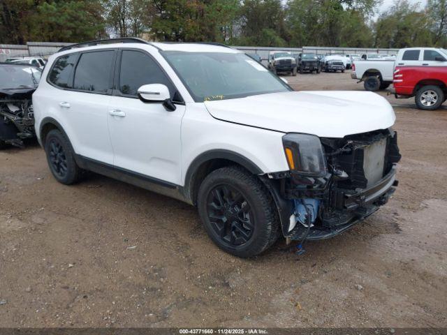  Salvage Kia Telluride