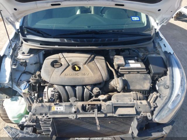 Hyundai ELANTRA Limited Image 11