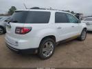 GMC Acadia Image 11
