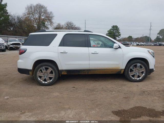 GMC Acadia Image 6
