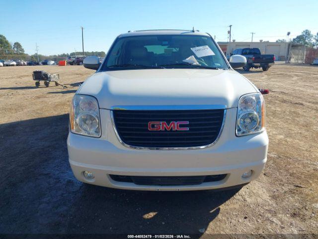 GMC Yukon Slt Image 14