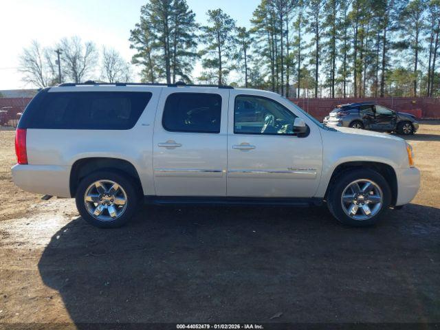 GMC Yukon Slt Image 13