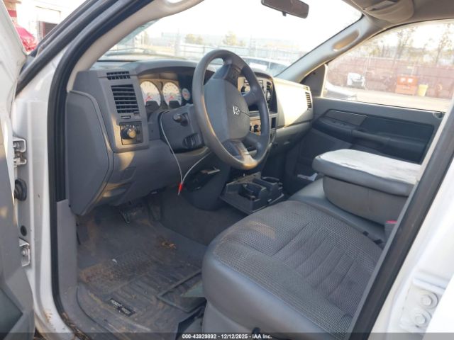 Dodge Ram 2500 St Image 12