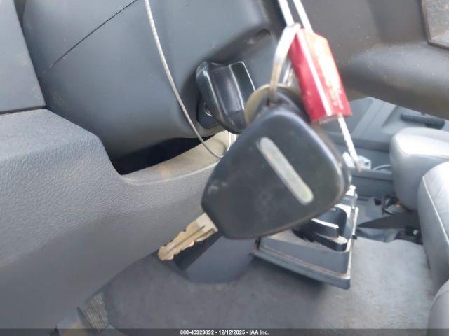 Dodge Ram 2500 St Image 5