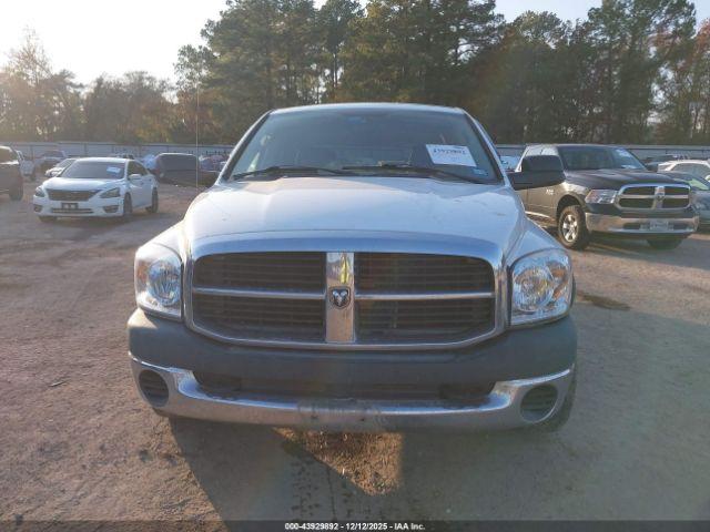 Dodge Ram 2500 St Image 10