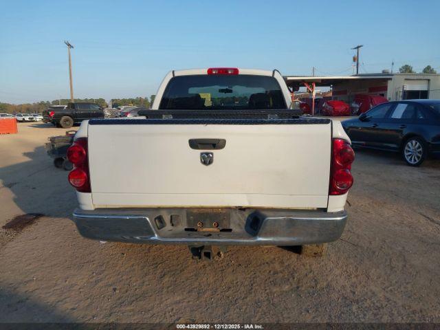 Dodge Ram 2500 St Image 9