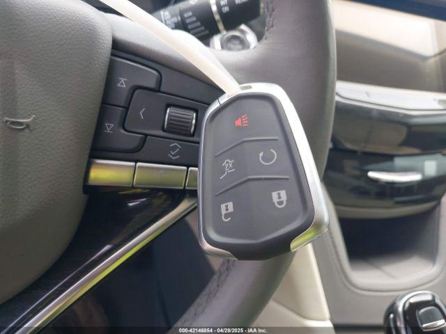 Cadillac XT6 Fwd Premium Luxury Image 10