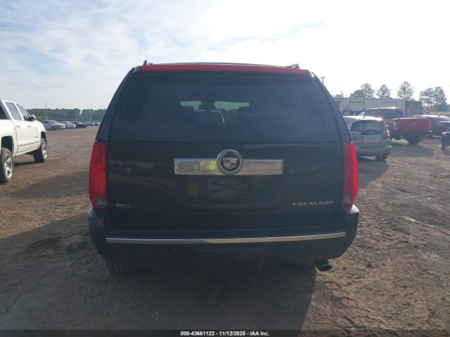 Cadillac Escalade Luxury Image 10