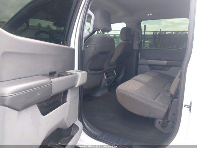 Ford F-350 Xlt Image 10