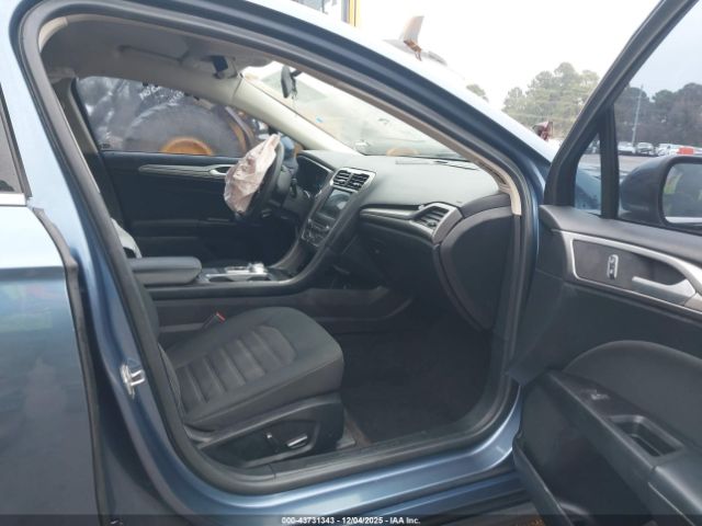 Ford Fusion Se Image 4