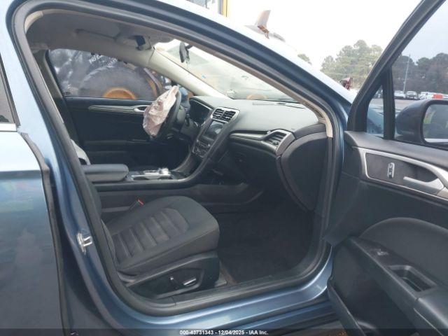 Ford Fusion Se Image 4