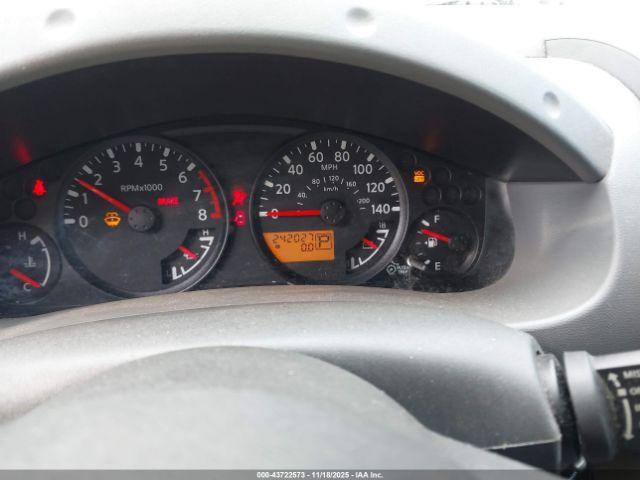 Nissan Xterra S Image 5