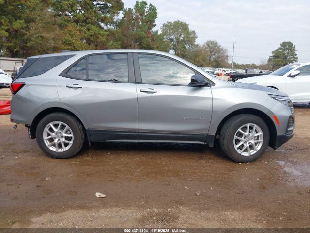 Chevrolet Equinox Fwd Ls Image 3