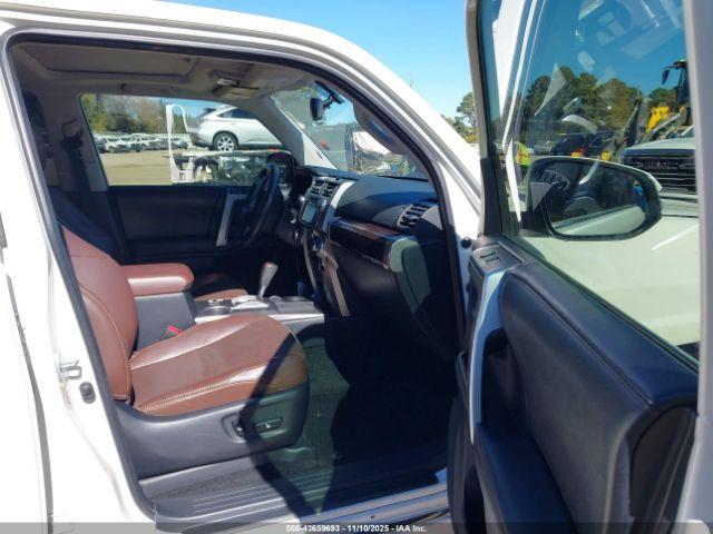 Toyota 4Runner Limited Image 2