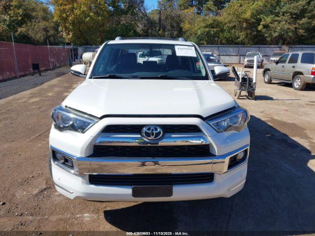 Toyota 4Runner Limited Image 15