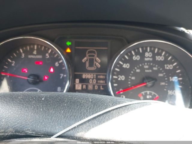 Nissan Rogue S Image 10