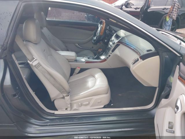 Cadillac CTS Premium Image 10