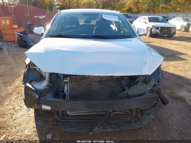 Hyundai ELANTRA Sel Image 5