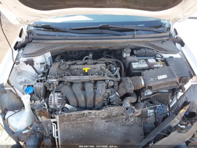 Hyundai ELANTRA Sel Image 6