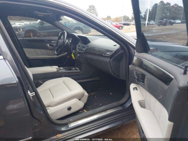 Mercedes-Benz E-Class Image 7