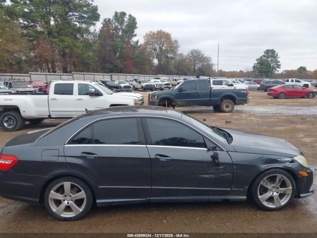 Mercedes-Benz E-Class Image 13