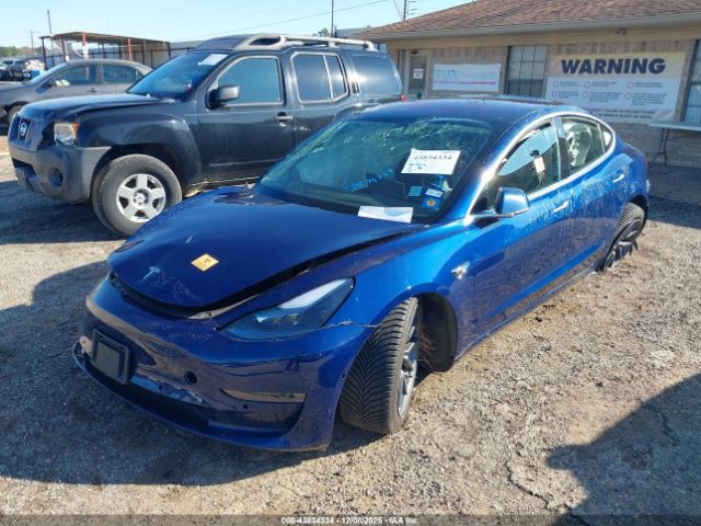 Tesla Model 3 Image 2