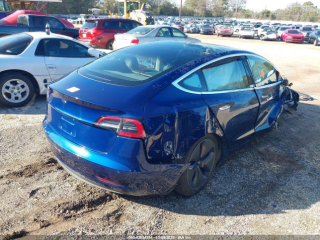 Tesla Model 3 Image 3