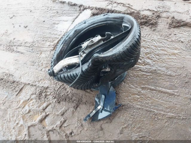 Tesla Model 3 Image 7