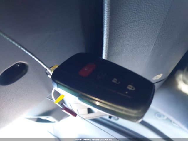 Toyota Highlander Xle Image 12