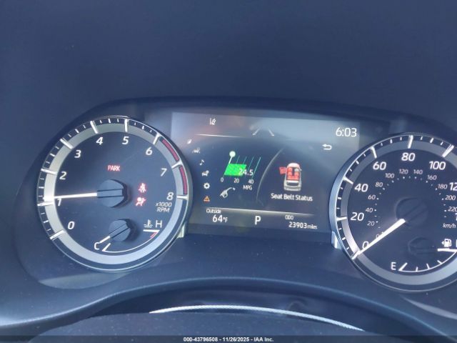 Toyota Highlander Xle Image 16