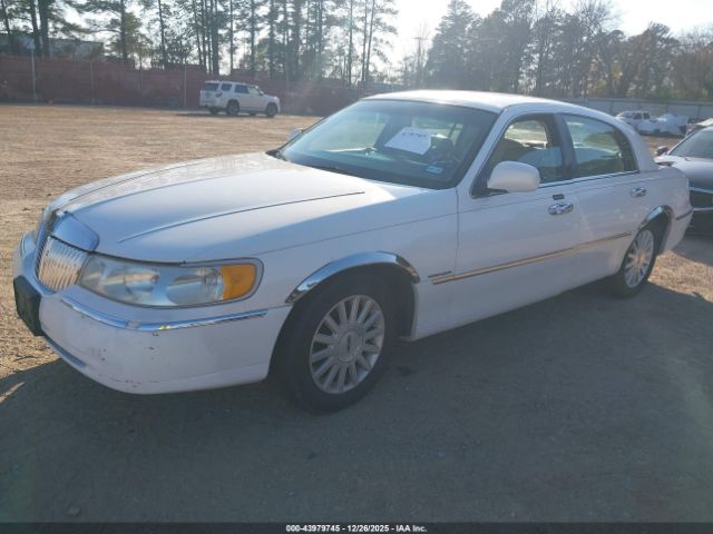 Lincoln Towncar Cartier Image 4