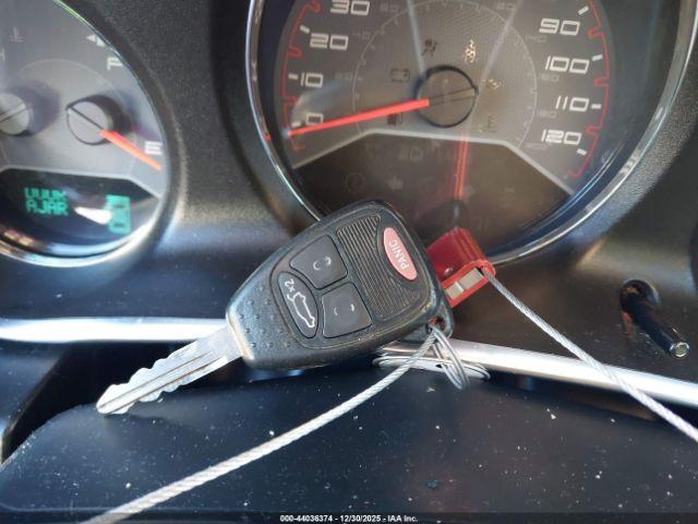 Dodge Avenger Sxt Image 9