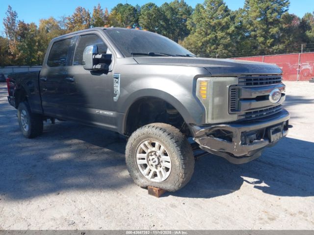 Ford F-250 Xlt Image 3