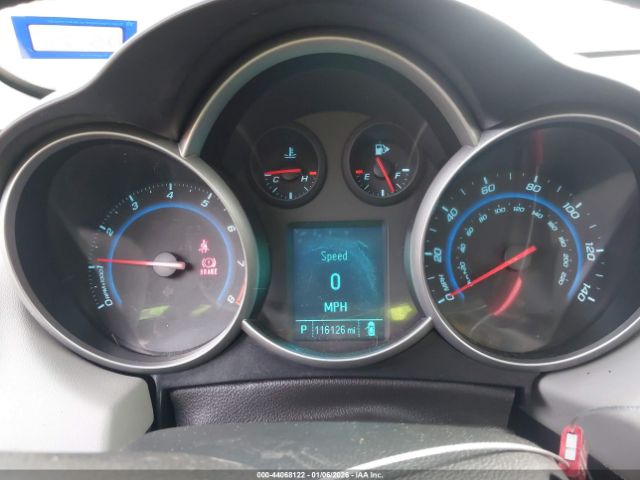 Chevrolet Cruze Ls Image 2