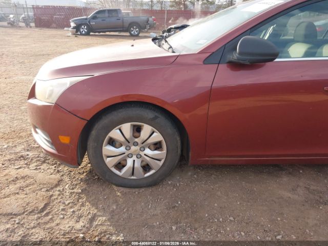 Chevrolet Cruze Ls Image 10