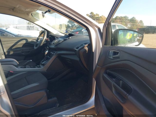 Ford Escape S Image 12