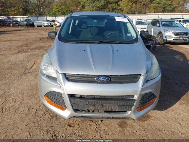 Ford Escape S Image 5